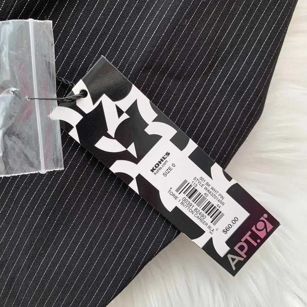 NWT Apt. 9 - Black pinstriped The Torie Jacket single button blazer, sz 0